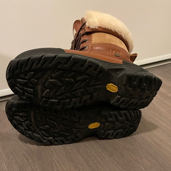 UGG Butte - Picture 3 of 5